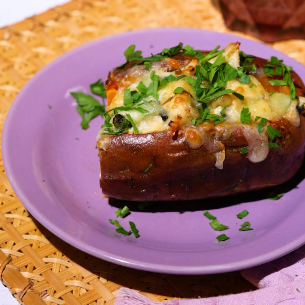 Chicken, Spinach and Artichoke Sweet Potato Boats